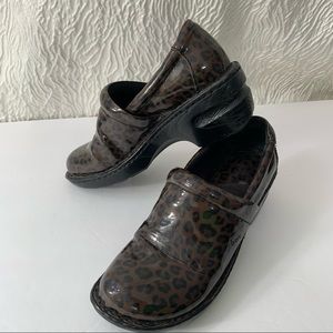 BOC 7 1/2 shoes animal cheetah print brown black
